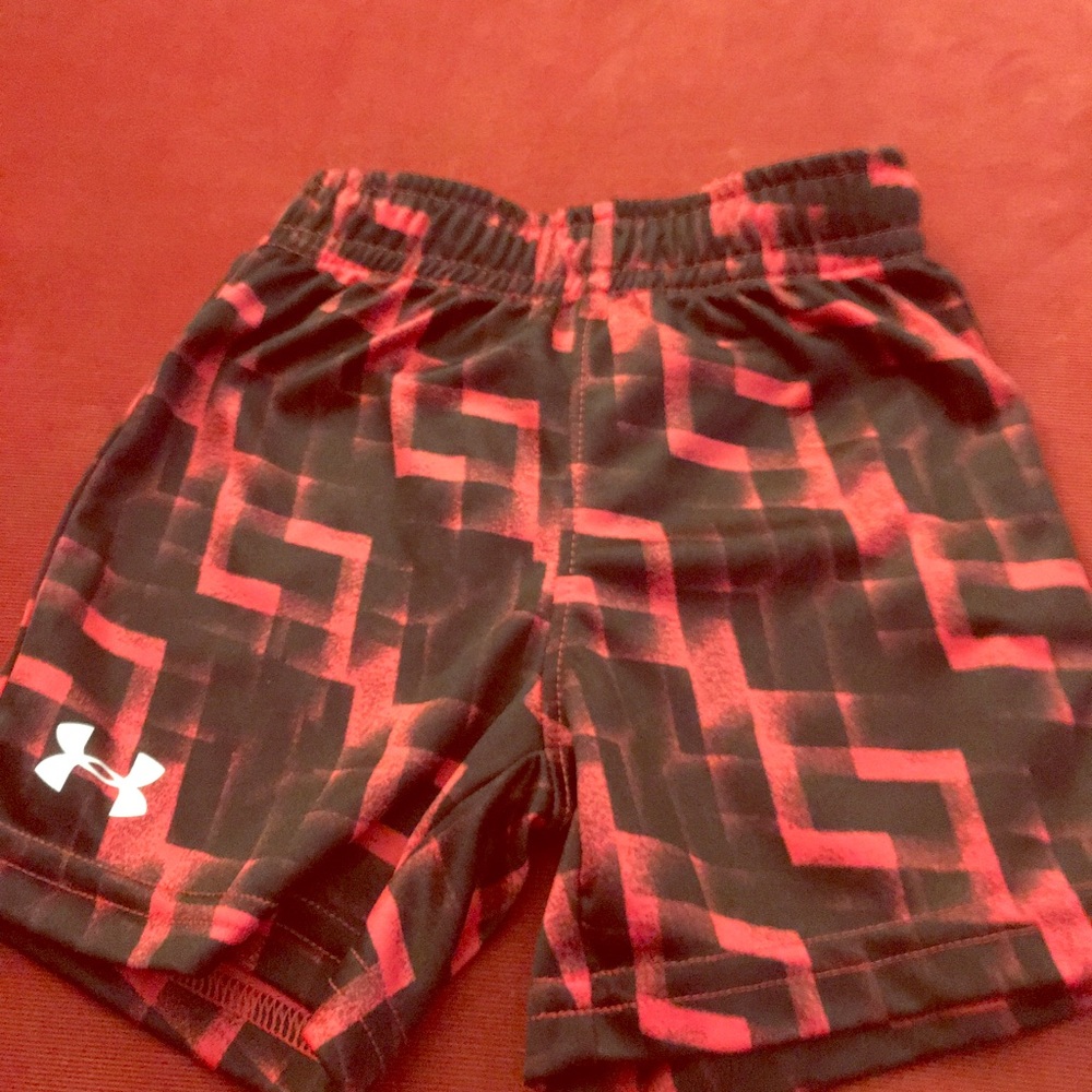 Boys underarmour shorts.